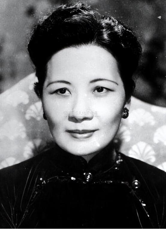 2001年，张学良在夏威夷去世，享年101岁。在生命的最后时刻，他透露了一个不为
