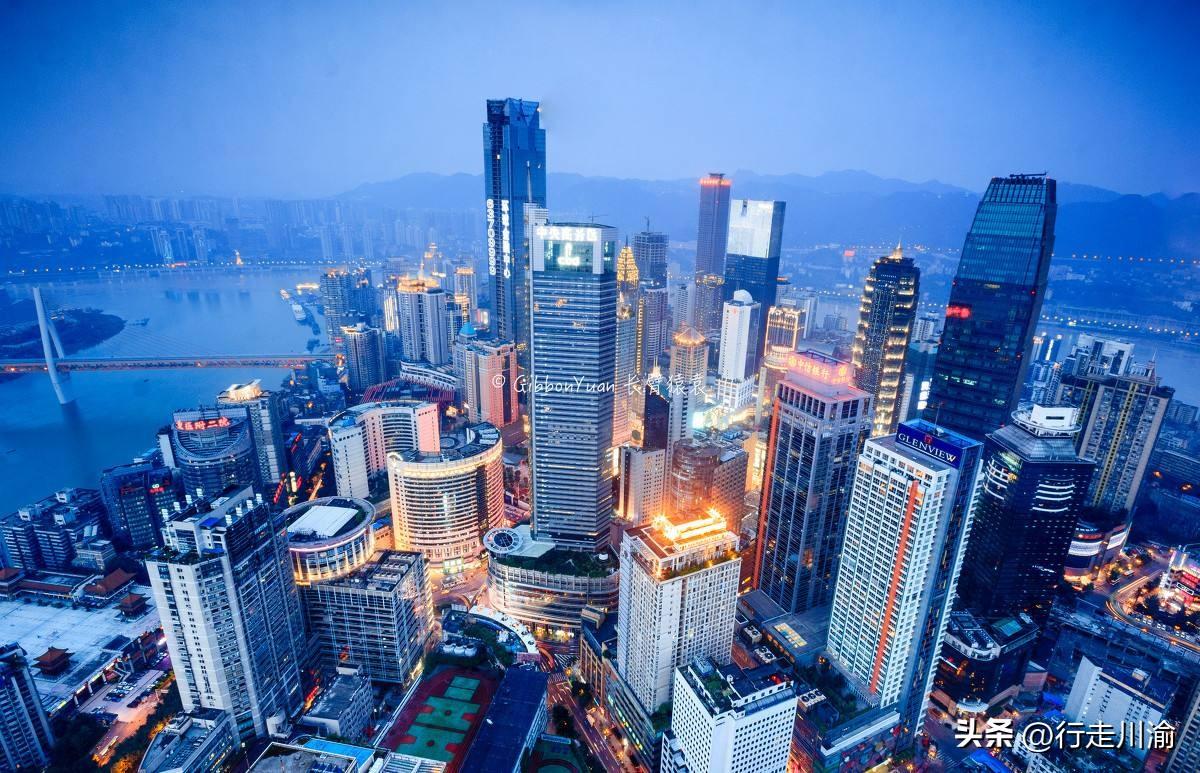 成都和重庆，才是西部最宜居的城市

总看到有人拿两地的天气说事情，什么成都冬天雾