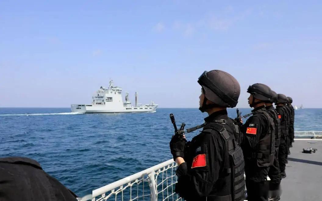 菲方引外军搅乱南海棋局，我方全域亮剑，彻底粉碎外部图谋

近三个月南海接连上演重