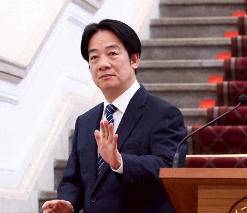 你猜怎么着？台湾那帮统派，把独派怼得连妈都不认识了。

事情是这样的。台湾统派搞