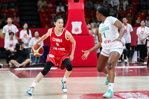 【中国女篮70-67险胜尼日利亚】中国女篮备战9月世界杯，国内热身赛首战取得开门
