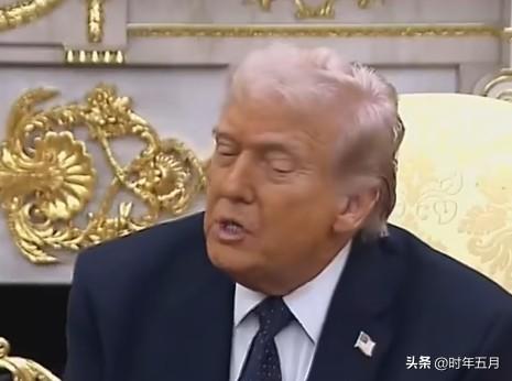 美国参议员理查德·布卢门撒尔刚听完伊朗问题简报，出来放话：

"听完我更慌了，感