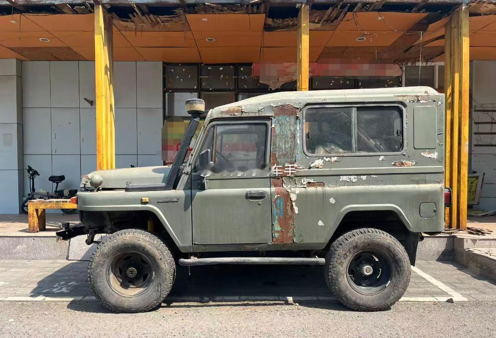 2025年汽车行业利润率只有4.1%，到了2026年初进一步降至2.9%，碳酸锂