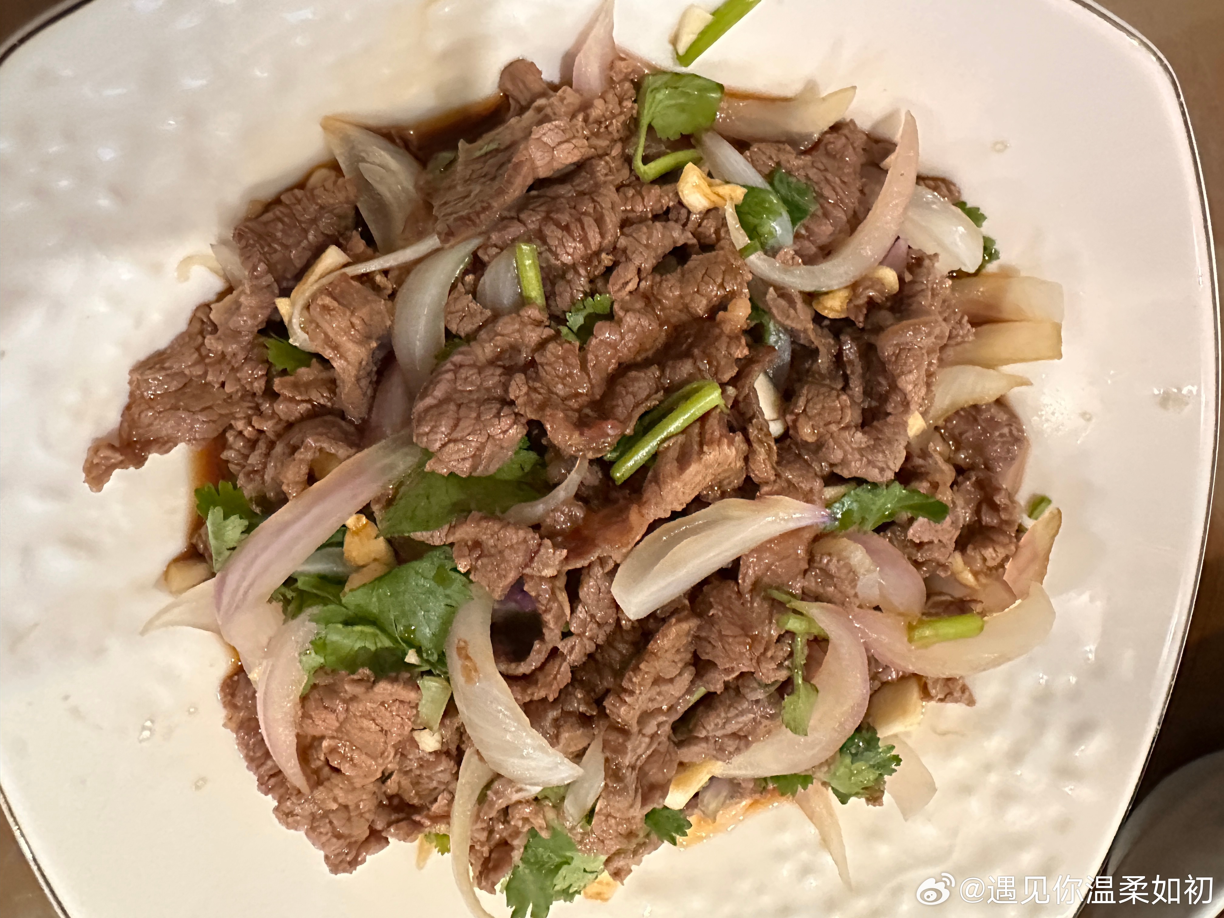 三伏天减重食谱来了三伏天减重食谱来了 大家缺的是食谱吗？缺的是是执行食谱的能力吧
