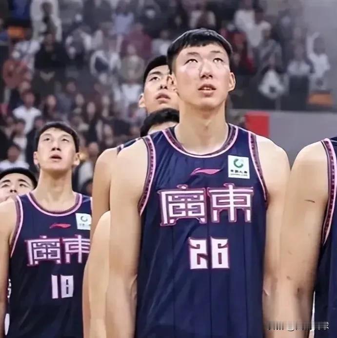 确实太强了！广东98-82再胜辽宁，看看数据谁是赢球最大功臣！
周琦：10中5，