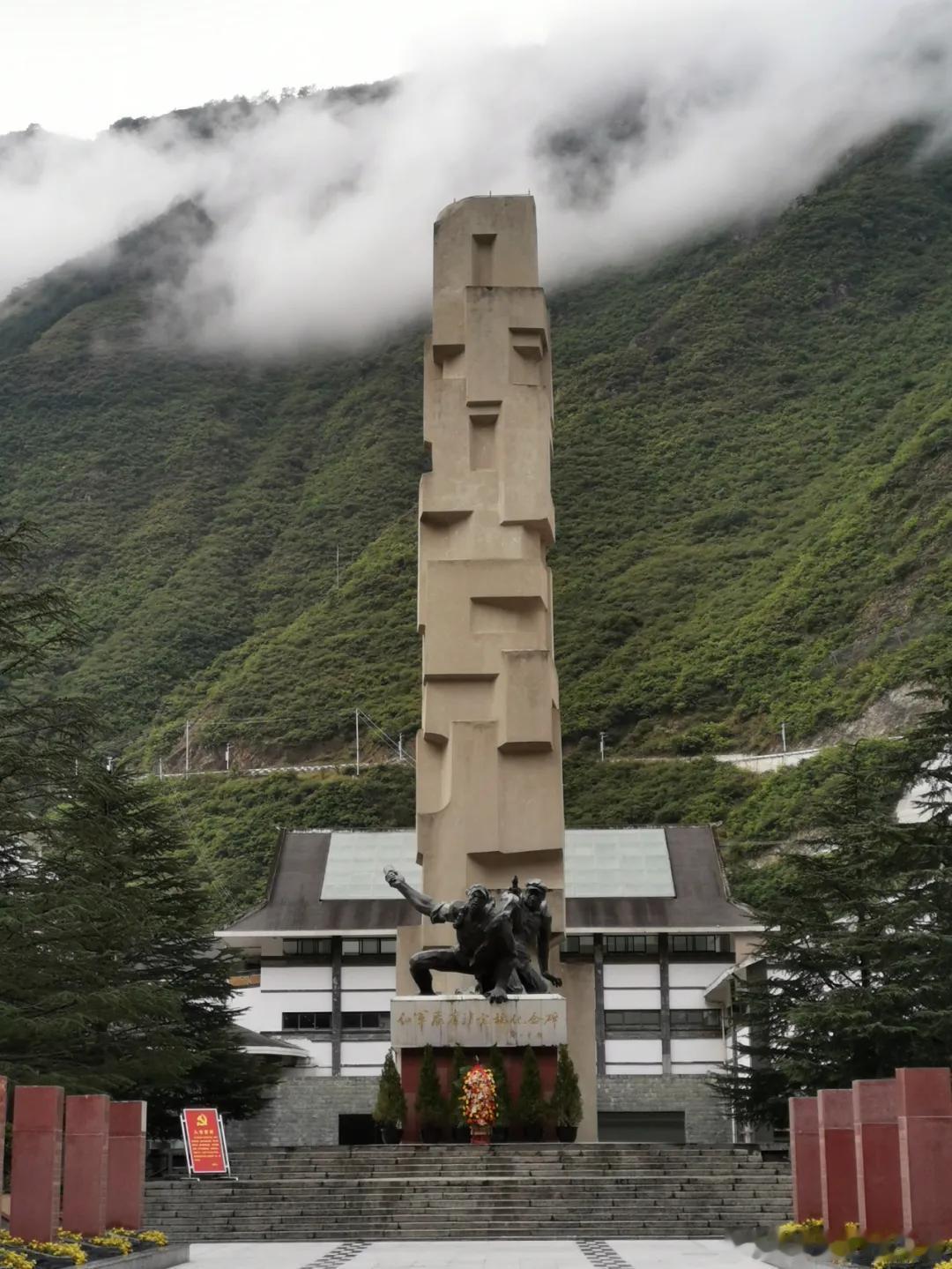 飞扬军事 1935年5月29日，红一军团二师四团在24小时内强行军120公里，抢