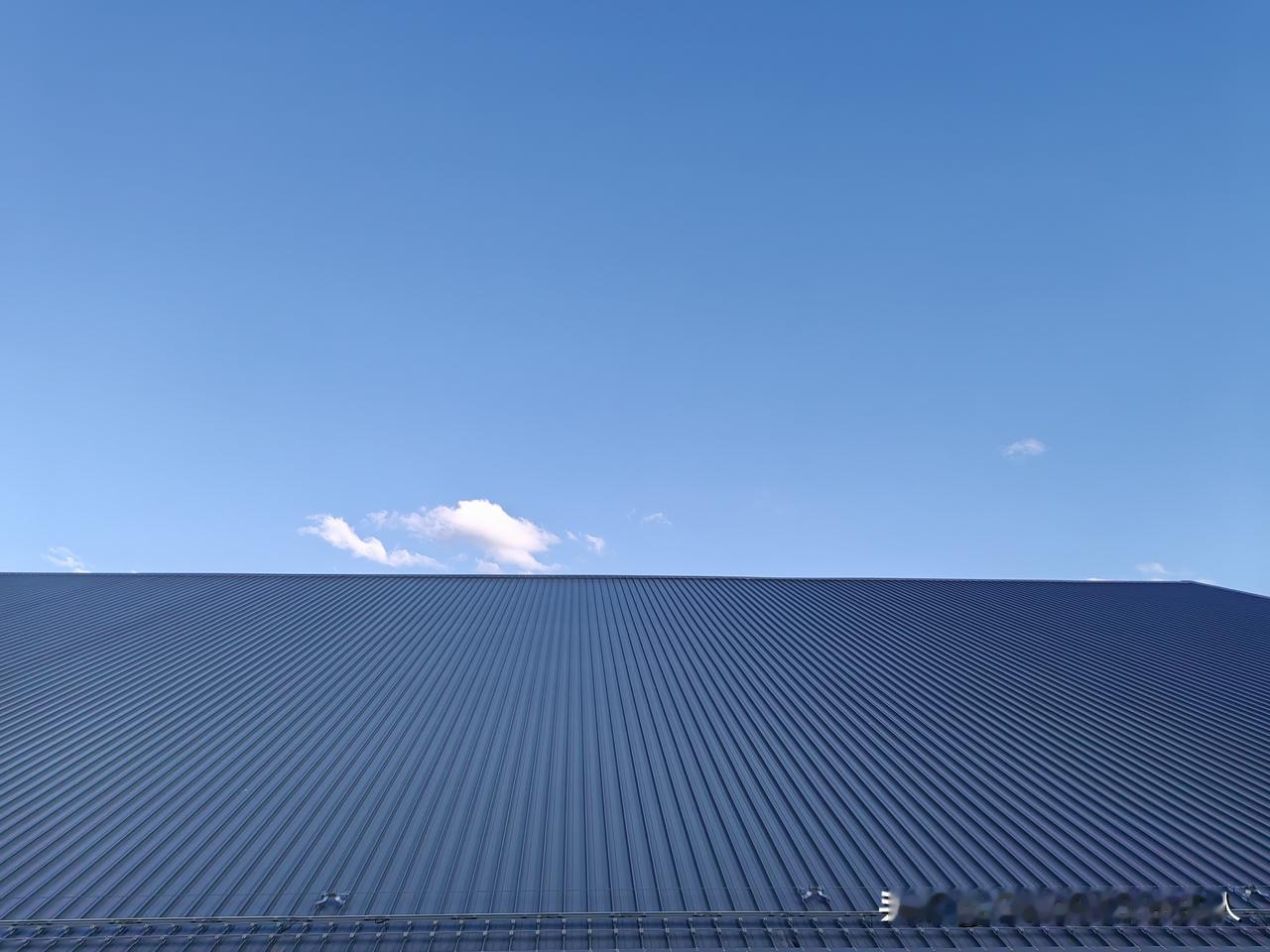 想想还是写一条吧！

不写就是断更，本来流量就差，再把你关进小黑屋里，那不更是永