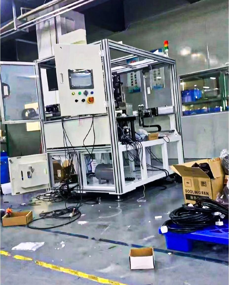 我一个月工资12000元，除去公积金2000元、扣税700元、那一月工资也就9K