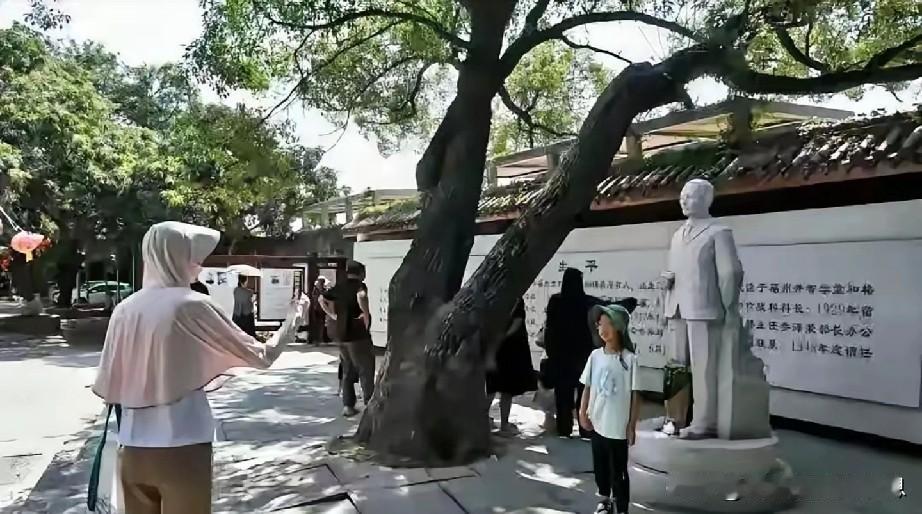 吴石将军的故居位于福建螺洲镇，这两天吴石将军出现在电视剧《沉默的荣耀》中，他的事