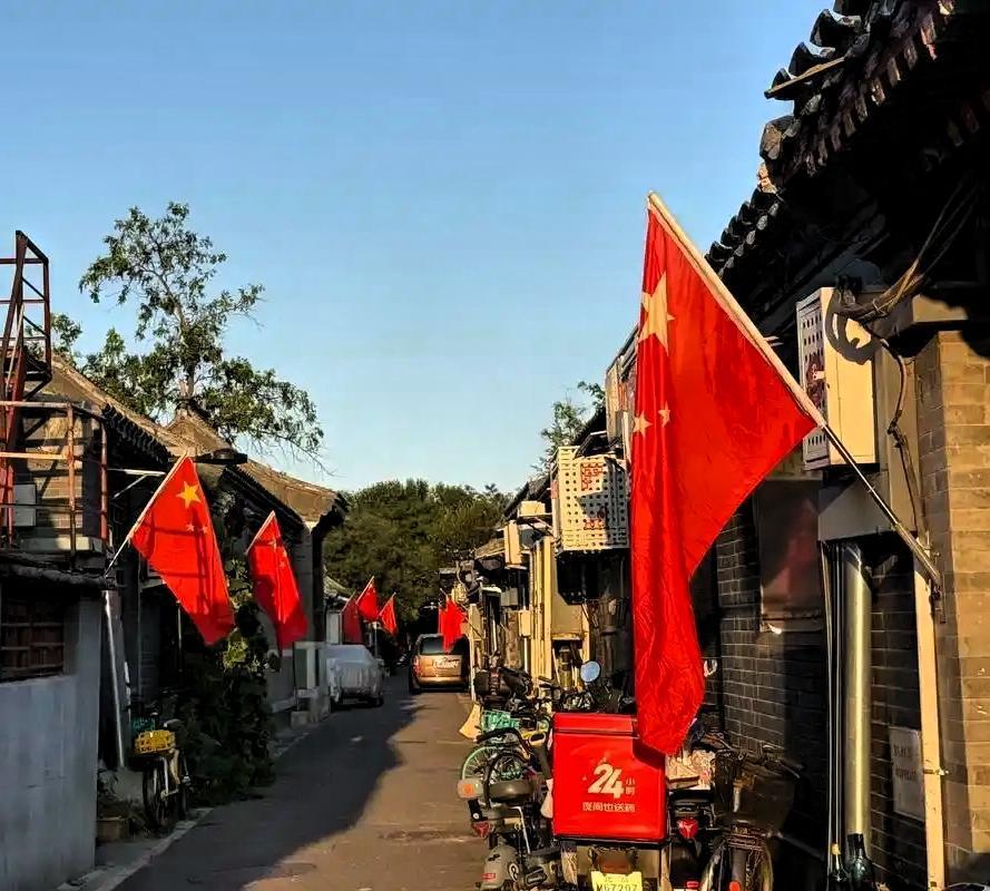 几十年没打仗，中国人为何依旧坚信能打胜仗？底气从来不是凭空而来
 
新中国走过数