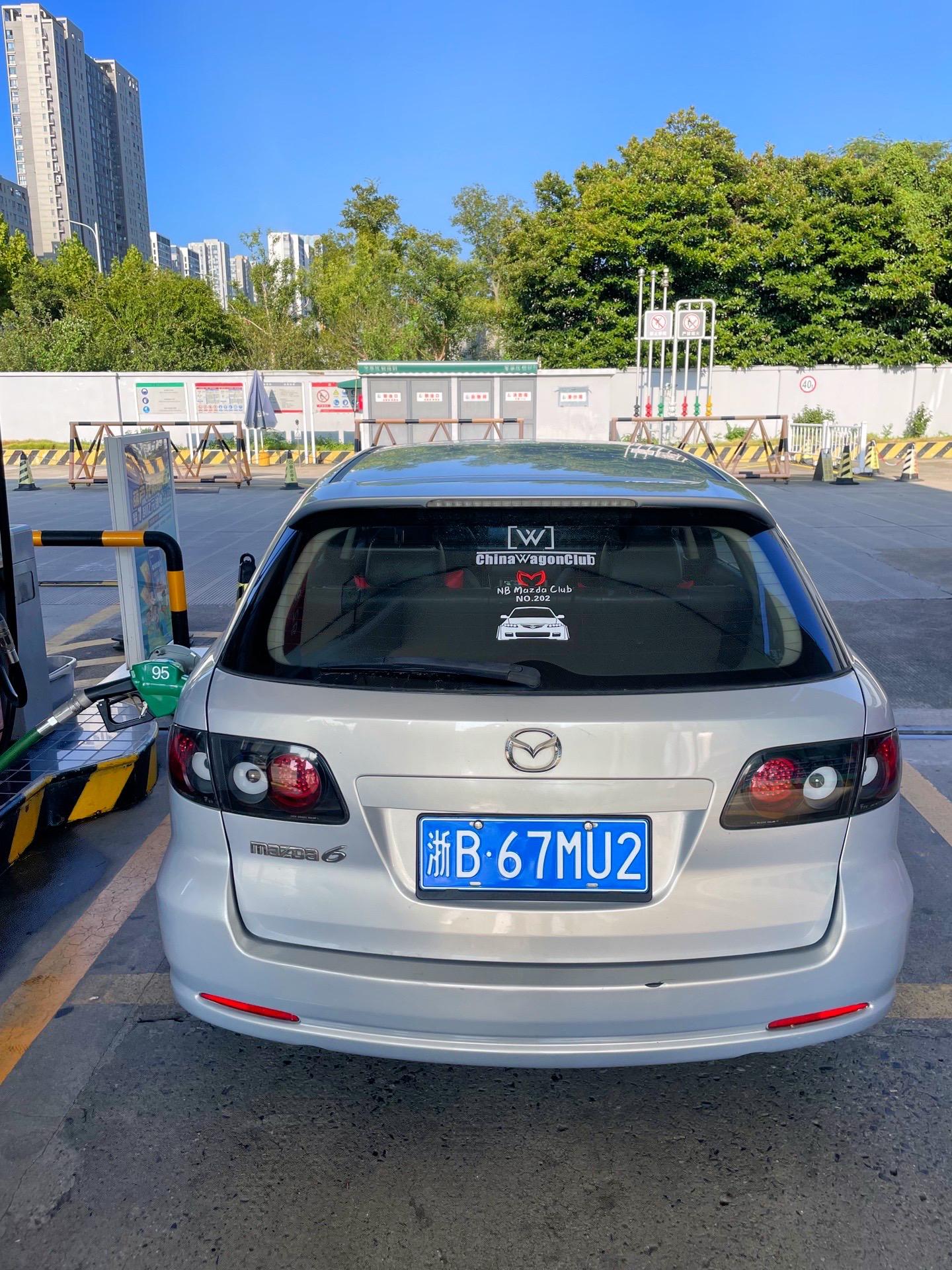 你说他慢可以，但是不可以说他不帅，能跑，能拉，还能装