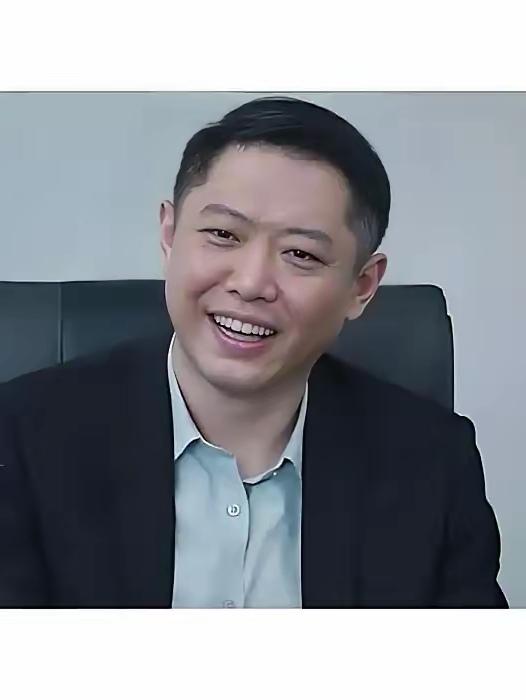 追剧《灼灼韶华》 褚韶华自己发明了玉容霜，守元药庄的高掌柜想共享陈家的秘方并共同