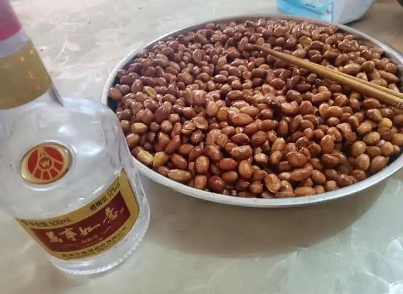 我家先生有个算不上毛病的“怪癖”，估计没多少人能真正懂。

他的工作总是很忙，每