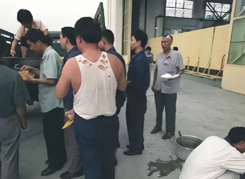 为啥“巴铁”兄弟想要歼10生产线咱们不给？吃过无人机技术转让的亏了呗！彩虹3技术