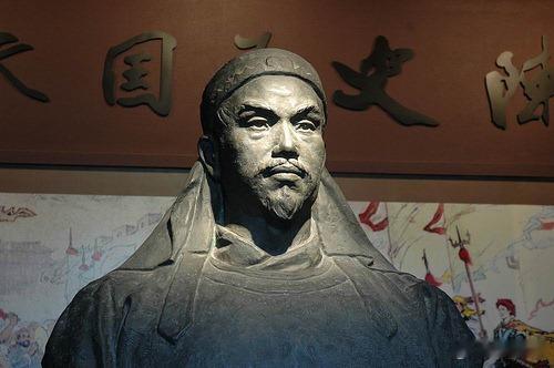 众所周知，耶稣的弟弟是中国人，就算耶稣是中国人，也没什么奇怪的是不是中国新疆人也