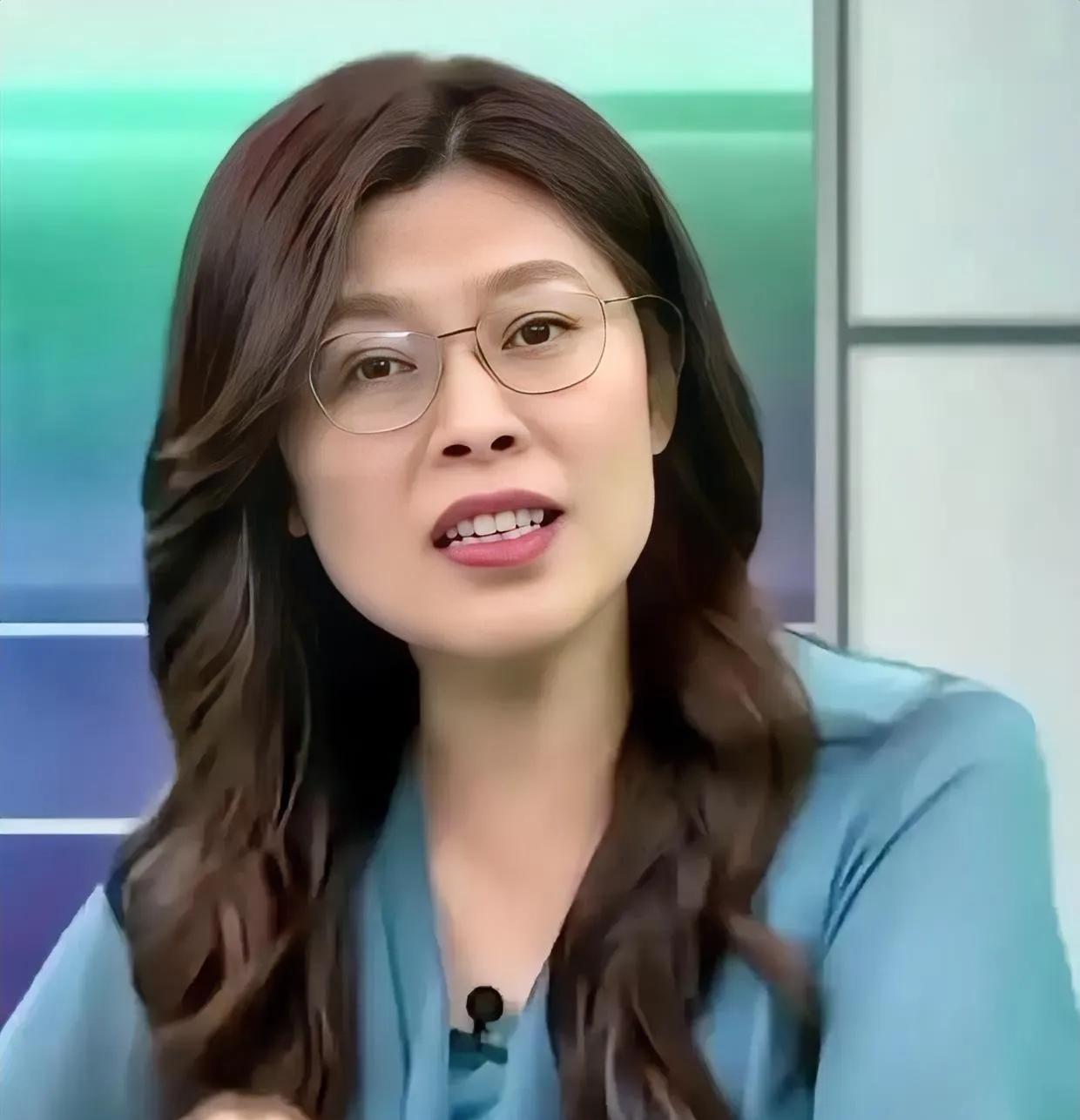 撕破脸！郑丽文公开炮轰卢秀燕，蓝营内斗彻底公开化
 
别再被误导了！国民党喊了多