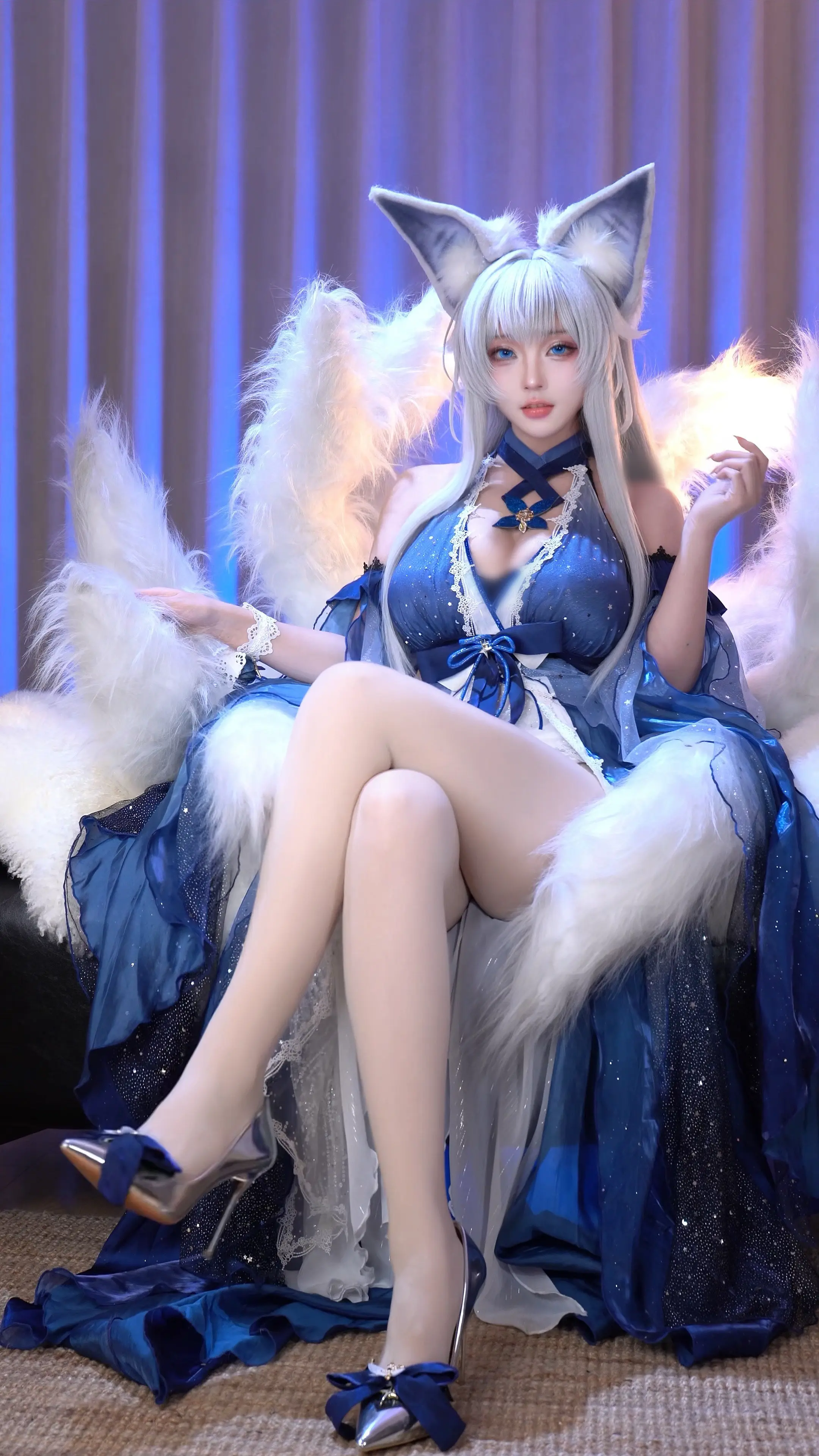 白色大狐狸。