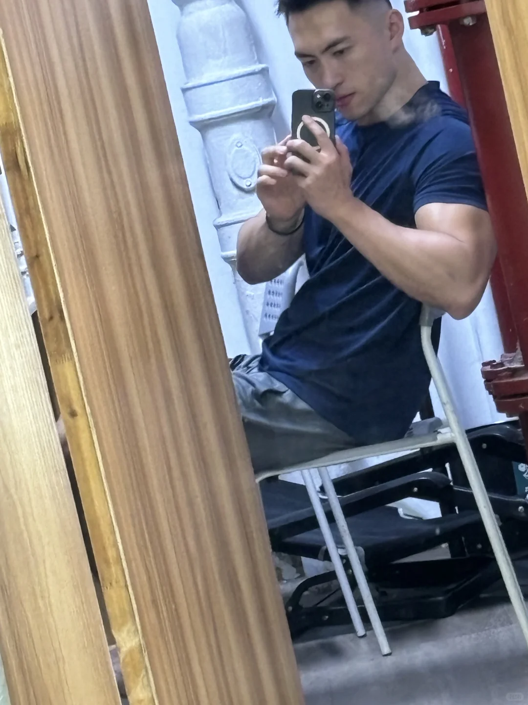 对新发型很满意