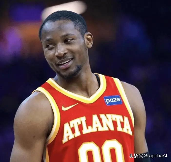 据记者Marc 报道，库明加与老鹰之间存在“共同意向”：

“双方有意在今夏放弃