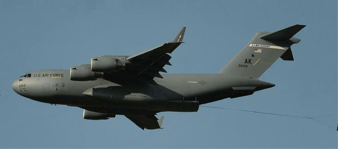 每天认识一件兵器 美国C-17“环球霸王Ⅲ”运输机C-17“环球霸王Ⅲ”（Glo