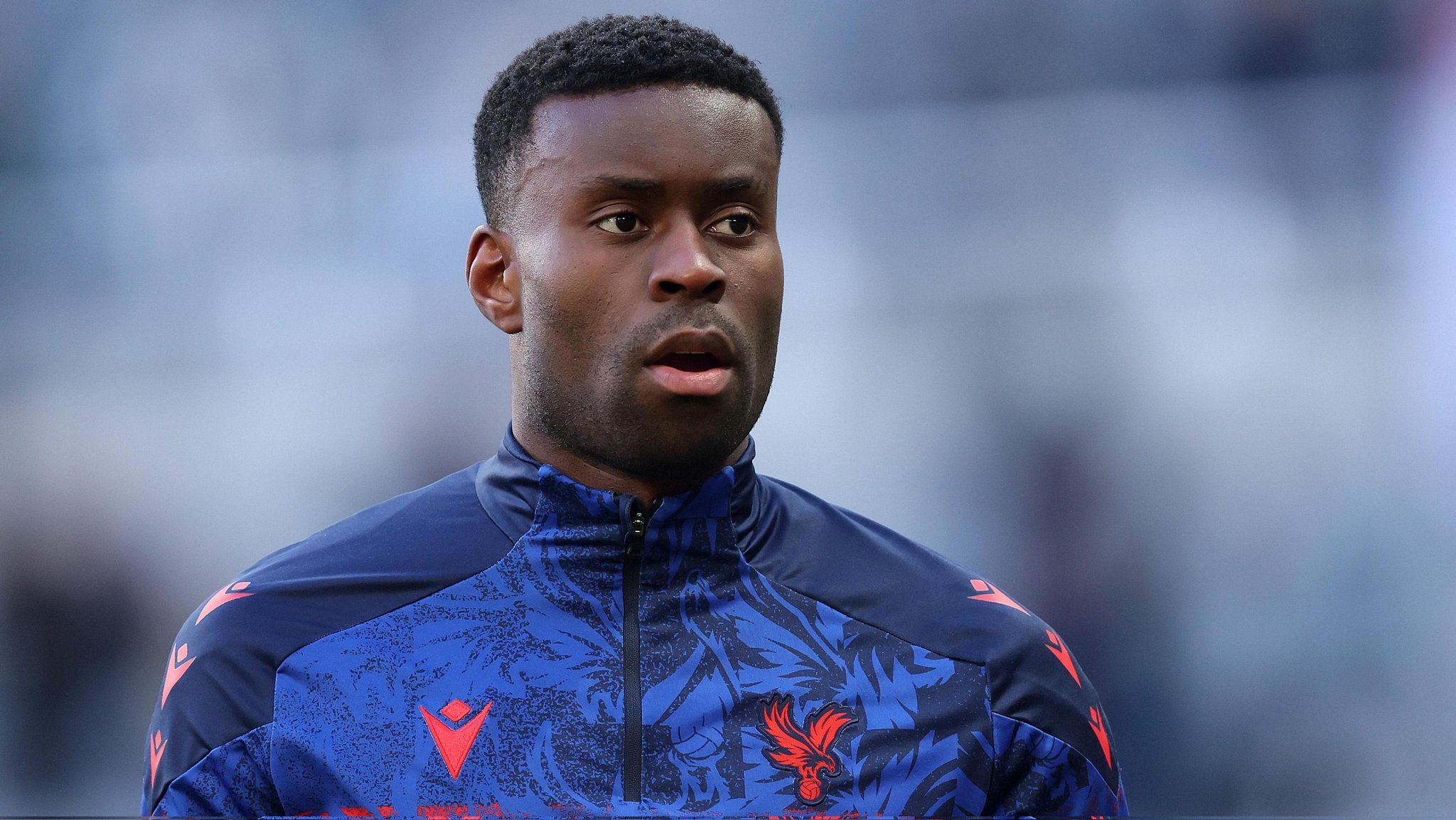 由于后卫格瓦迪奥尔和鲁本·迪亚斯受伤，曼城正在考虑在本月引进格伊。拜仁慕尼黑、皇