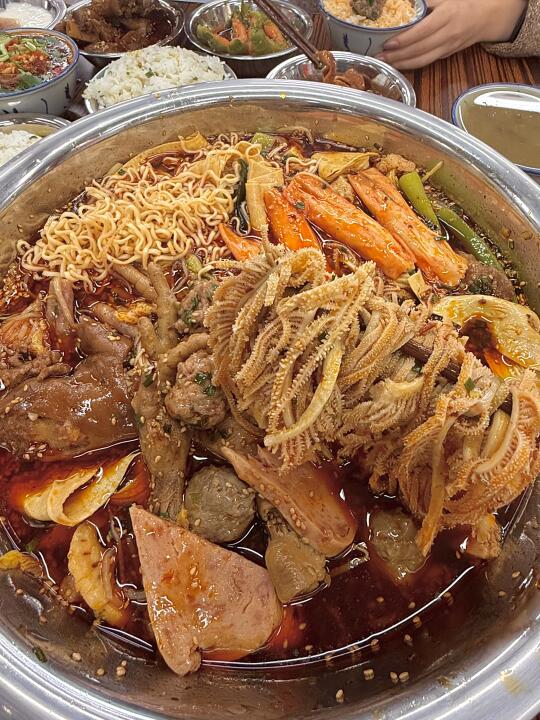 杭州，确实是数一数二好吃的社区冒菜！！！