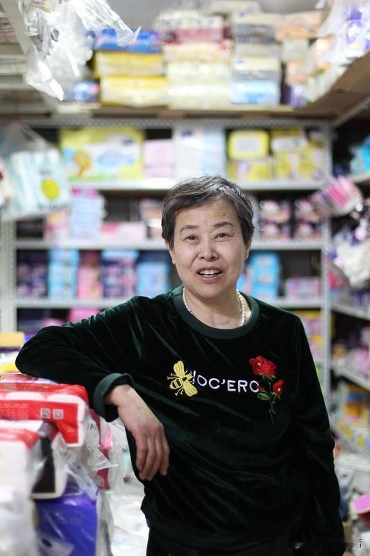 惊了！小生意破局竟这么简单粗暴？
       家人们，小买卖人别再哭没活路了！