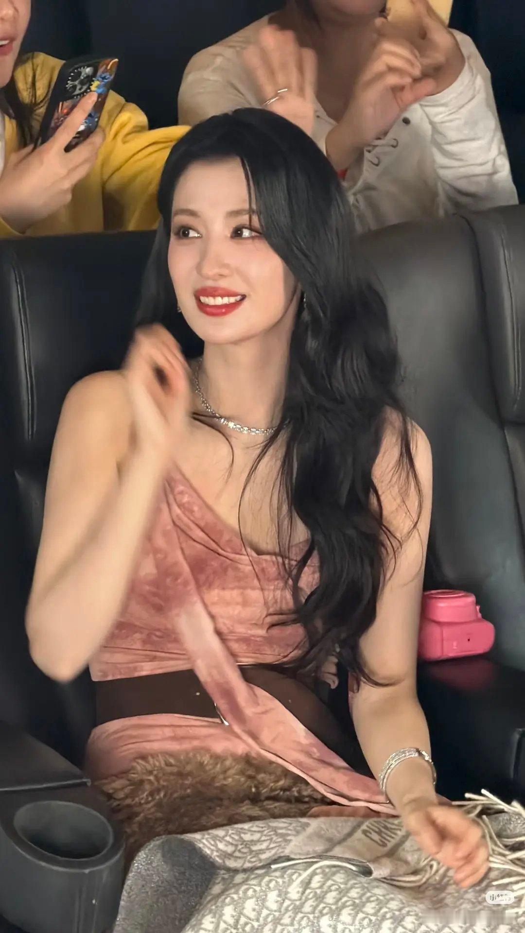 希望王楚然不要再演娇妻了真腌入味了，永久性待爆吧 