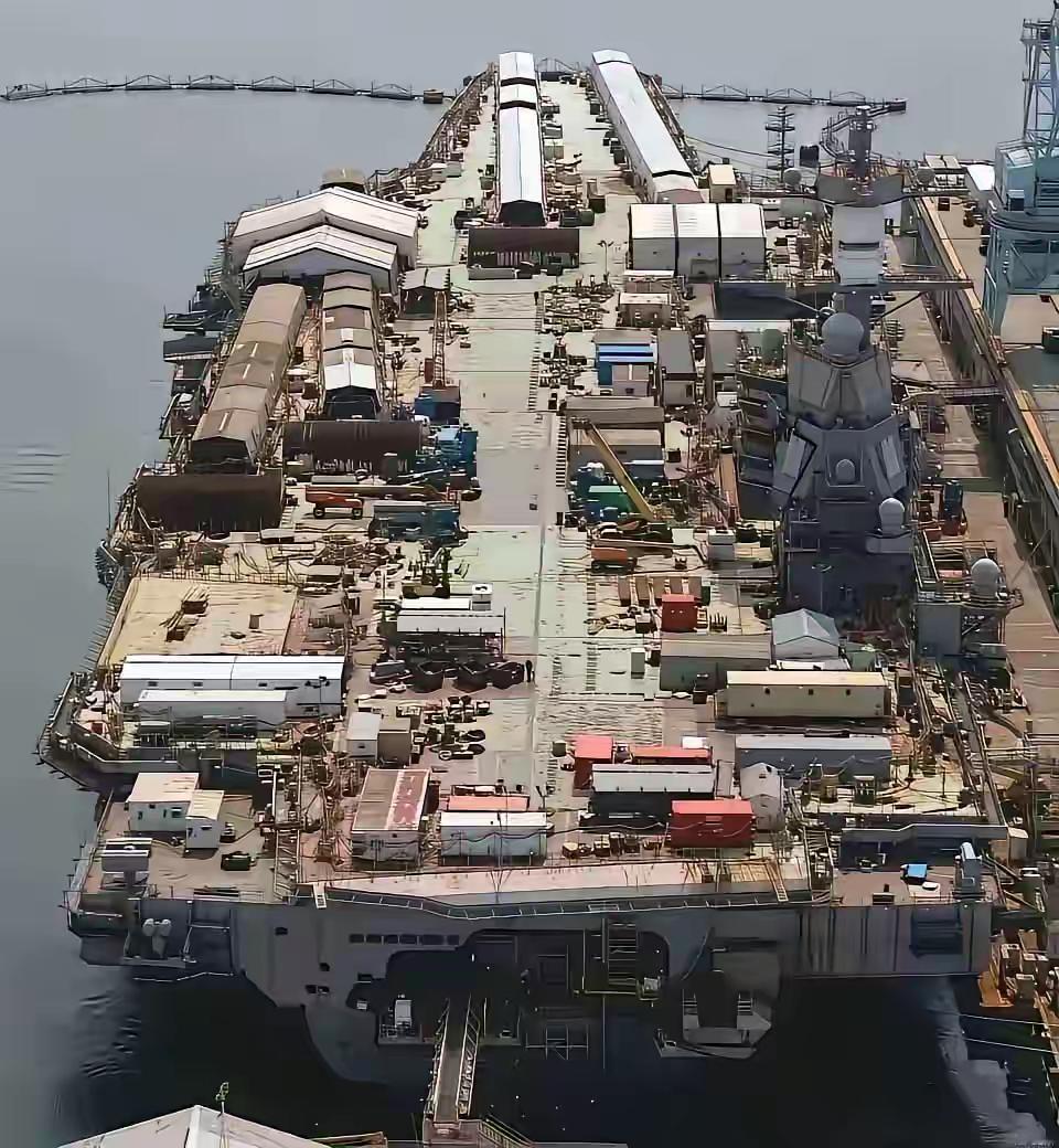 美国的“肯尼迪号”航母（CVN-79），从2011年签合同到现在已经14年了，还