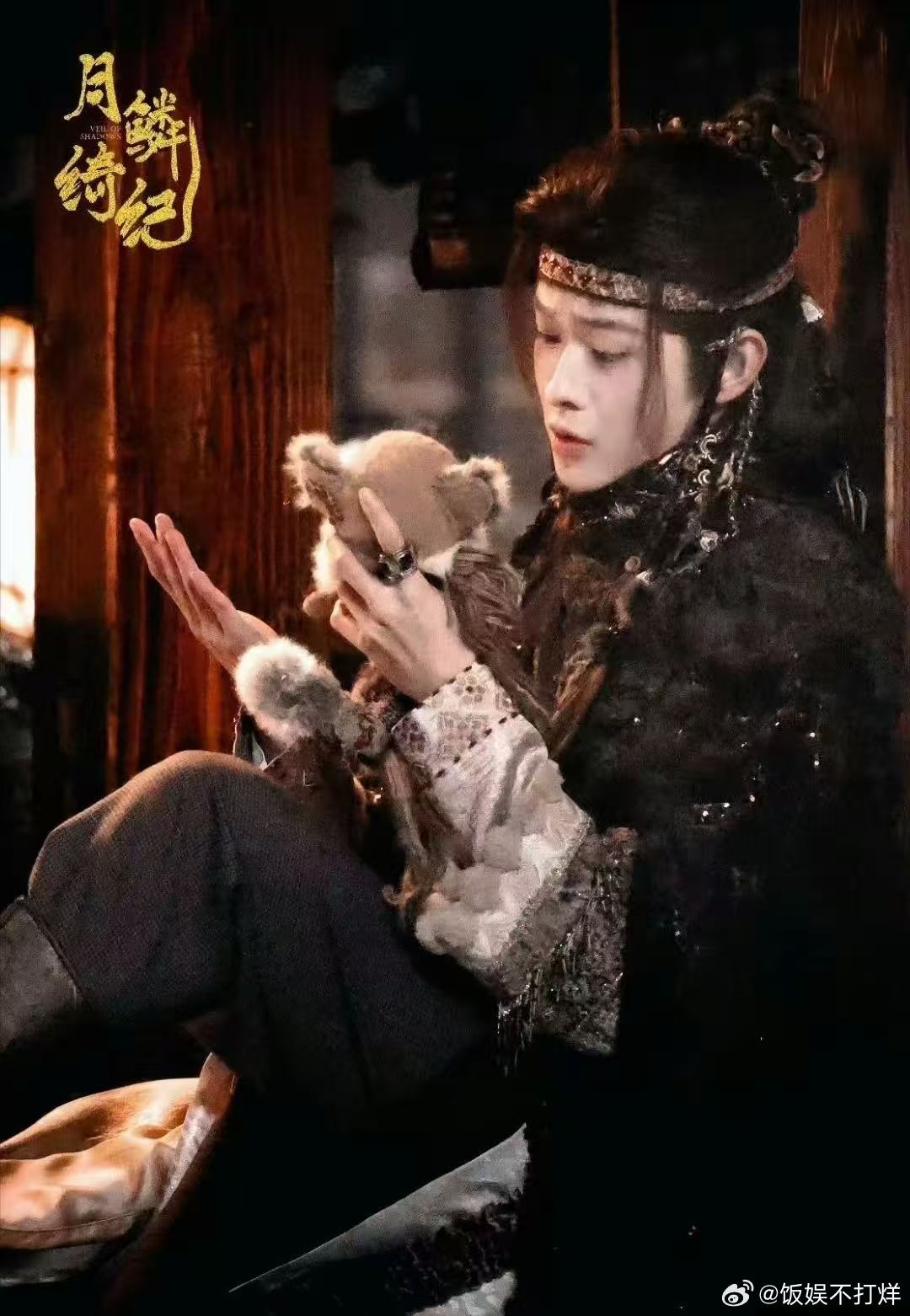 田嘉瑞出场三秒我就妈了田嘉瑞月鳞绮纪反差人设 出场三秒就俘获人心，小狐狐的样子太