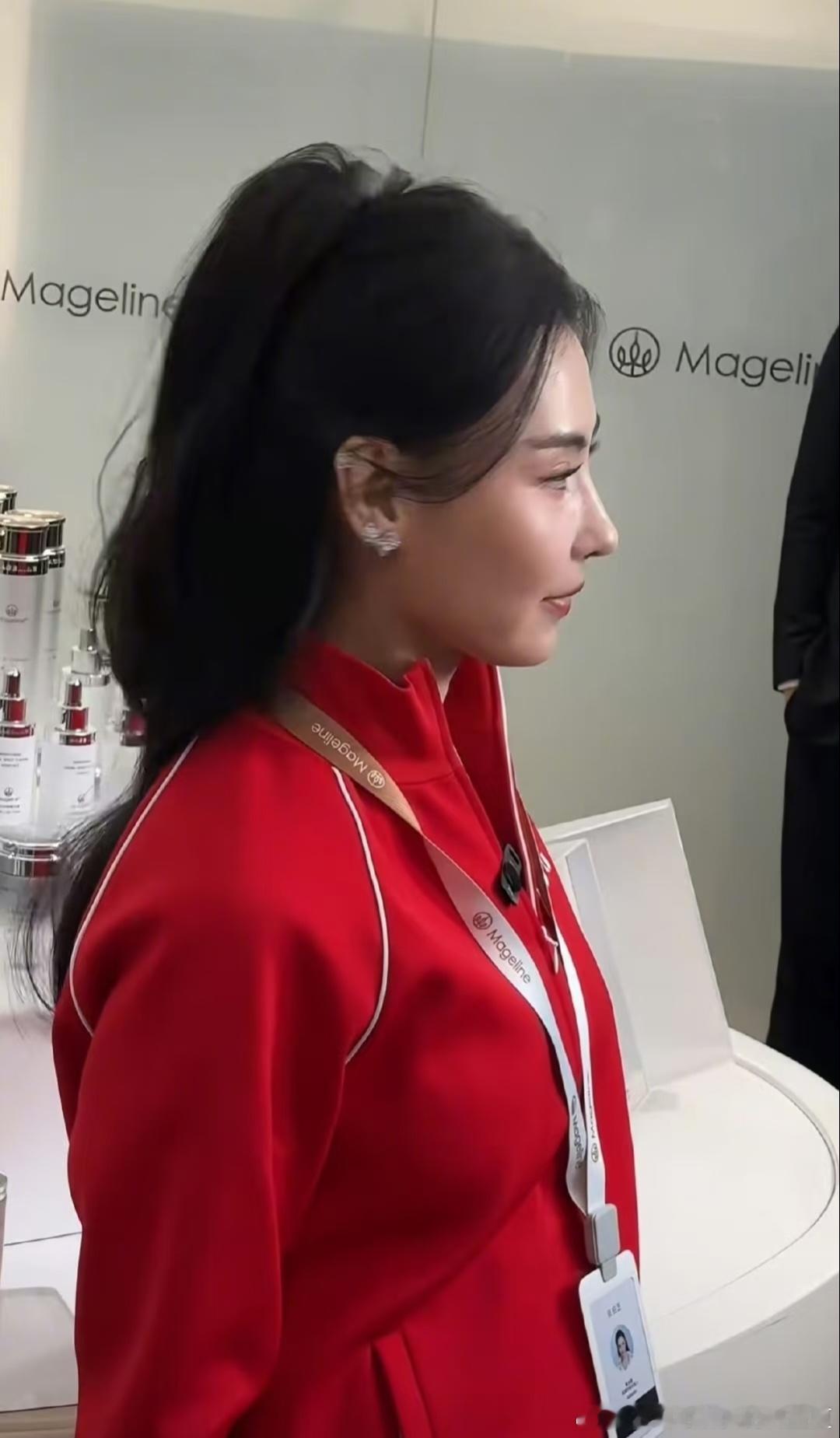 张柏芝线下生图第一眼差点没认出来，张柏芝46岁骨相依旧能打，就是感觉和以前有点不