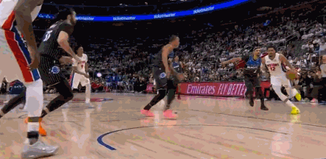 慢放再看！！哈里斯倒地！！ 