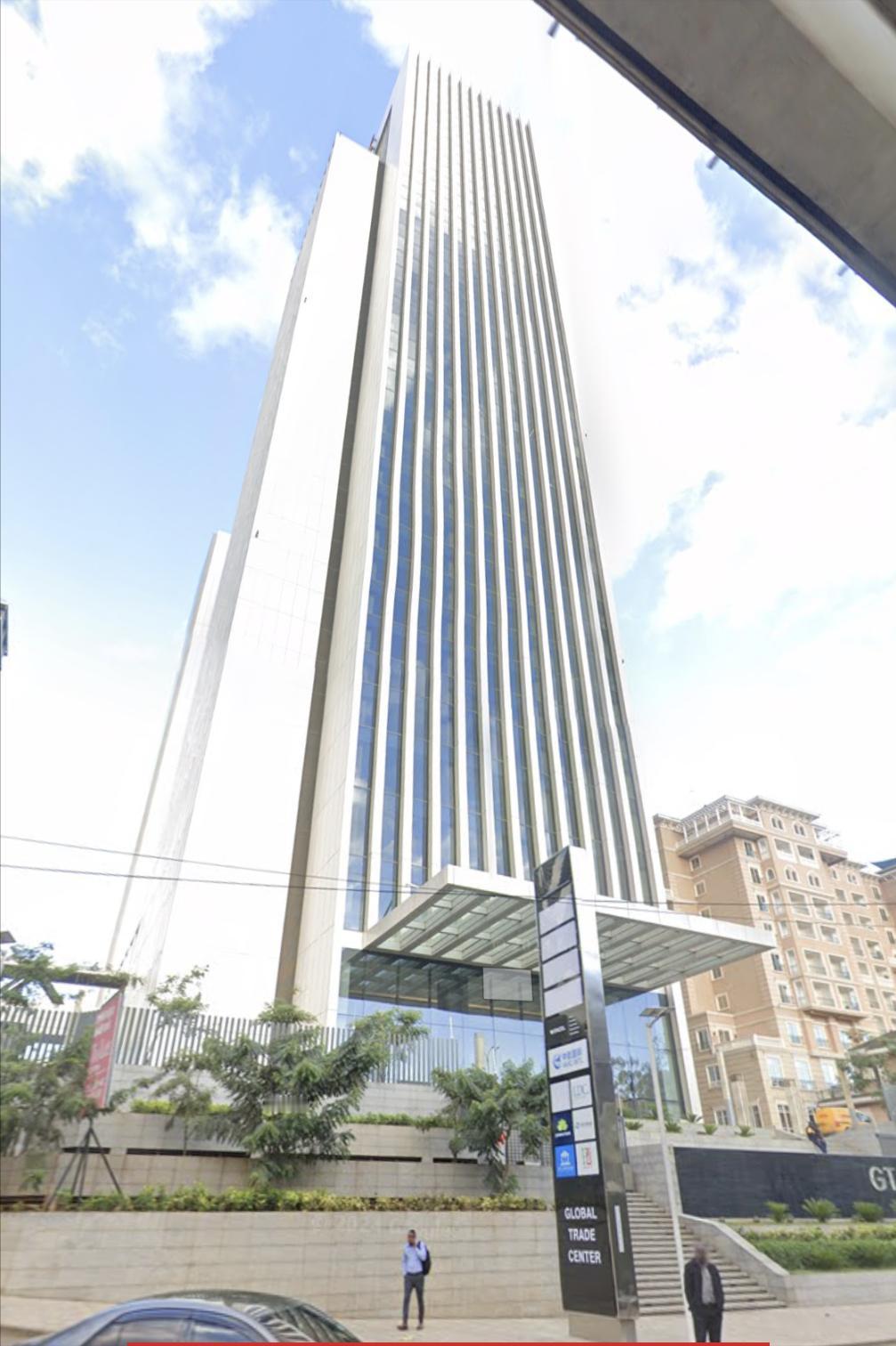 国家：肯尼亚
首都：内罗毕
PS：一路看过来，北非国家都普遍干旱、漫天黄沙。
而