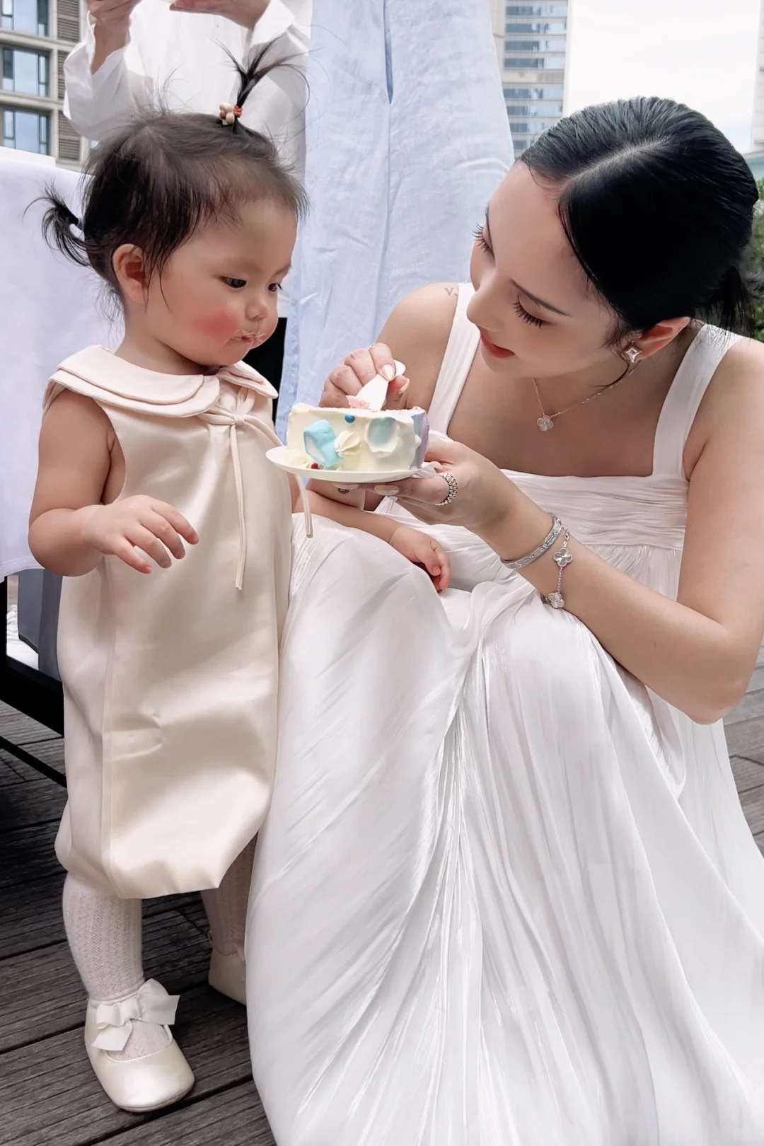 千伊&千诺宝宝生日会🎂  都快高长大～❤️