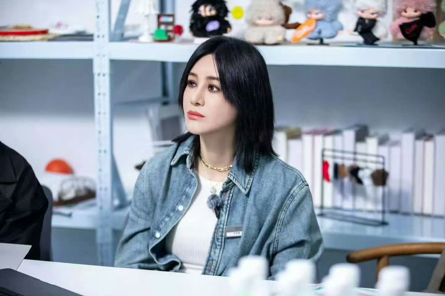 尚雯婕三国语言面试压迫感拉满了合伙人直切要害的提问方式，冷静又理性，每一句点评都