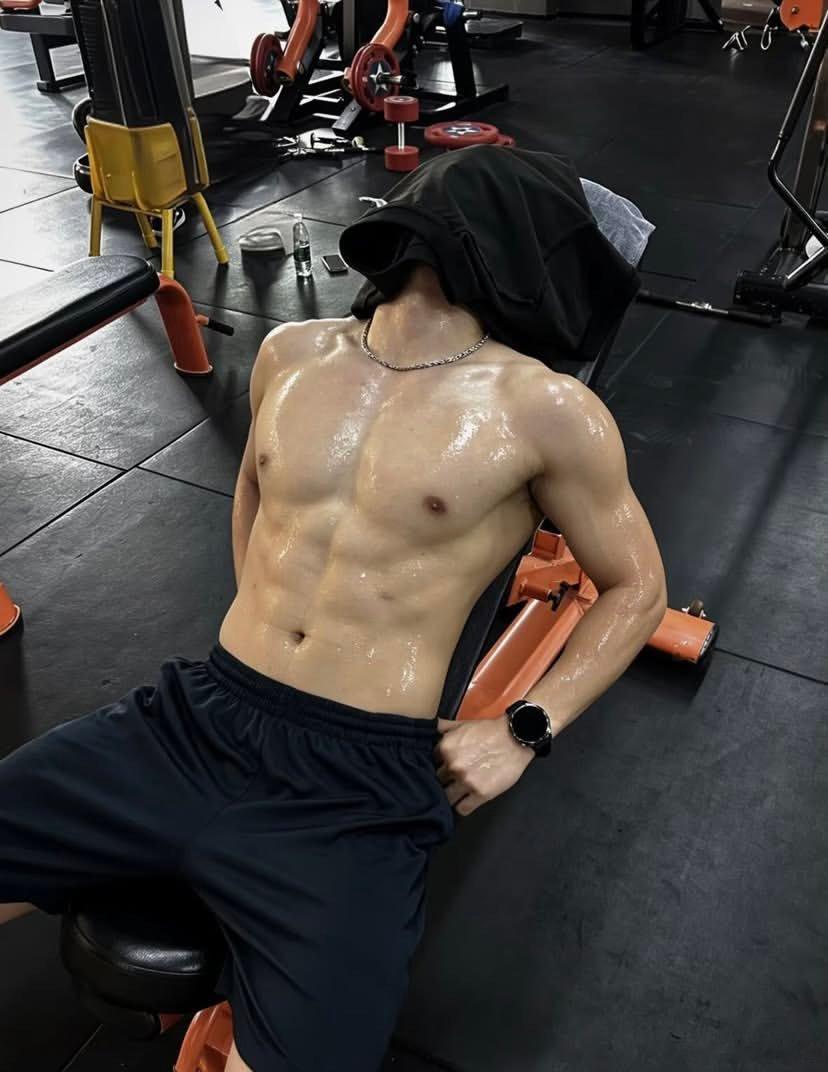 一进入高温就会人品消失你为什么会一直去健身房？MaleModel