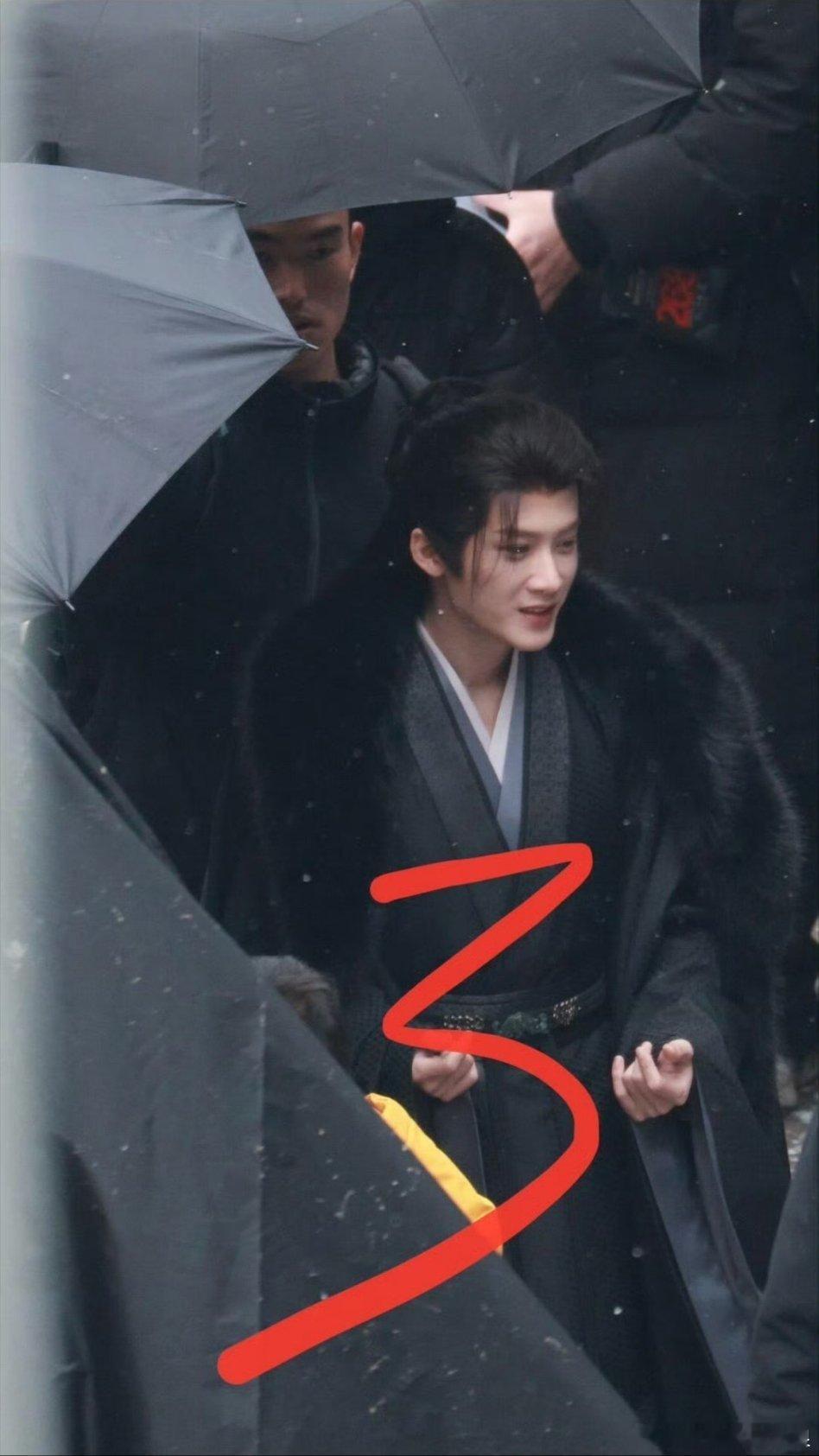 檀健次《何不同舟渡》谢却山路透，檀健次的古装真心没得说，生图状态也很好