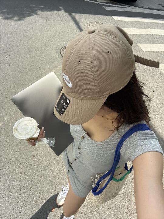 夏天都给我尝试无粉底化妆！
