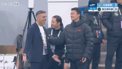 浙江主帅被年轻的裁判气笑了！浙江队上半场的读秒绝平球干净利落，射门抢在了先机，半