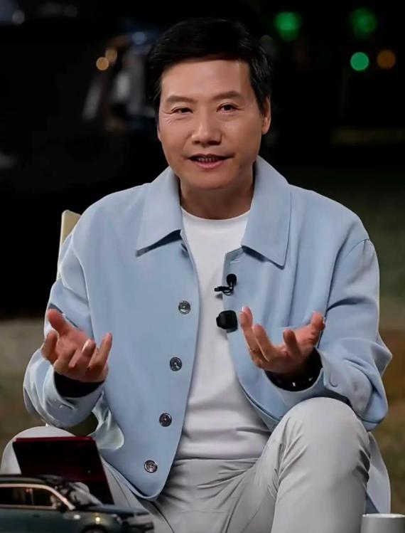 真不敢了。
 
雷军昨晚直播提到武汉街头吃热干面被骂“装”，语气明显无奈。他说现
