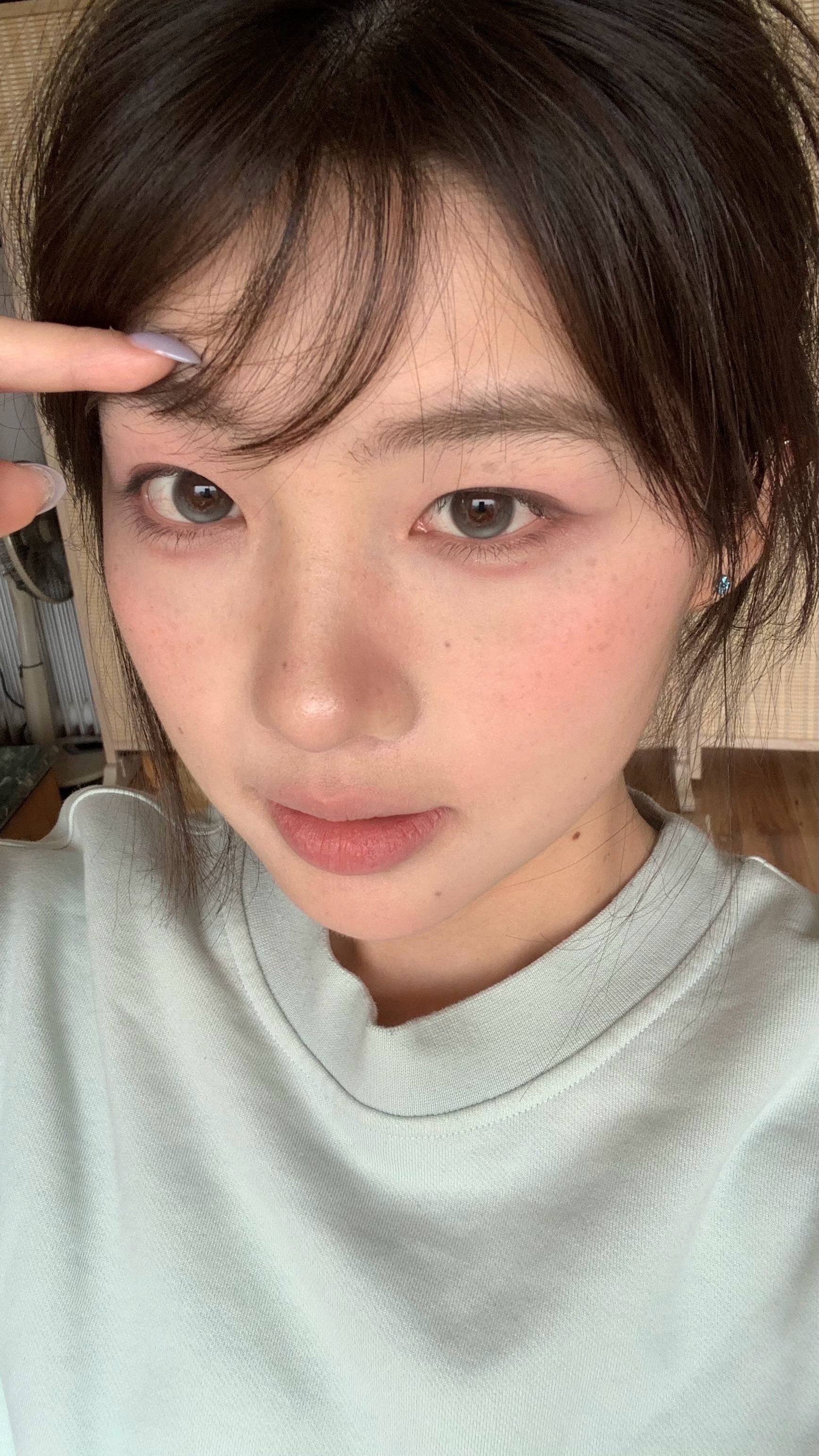 我真的爱死了蓝色绿色的美瞳了