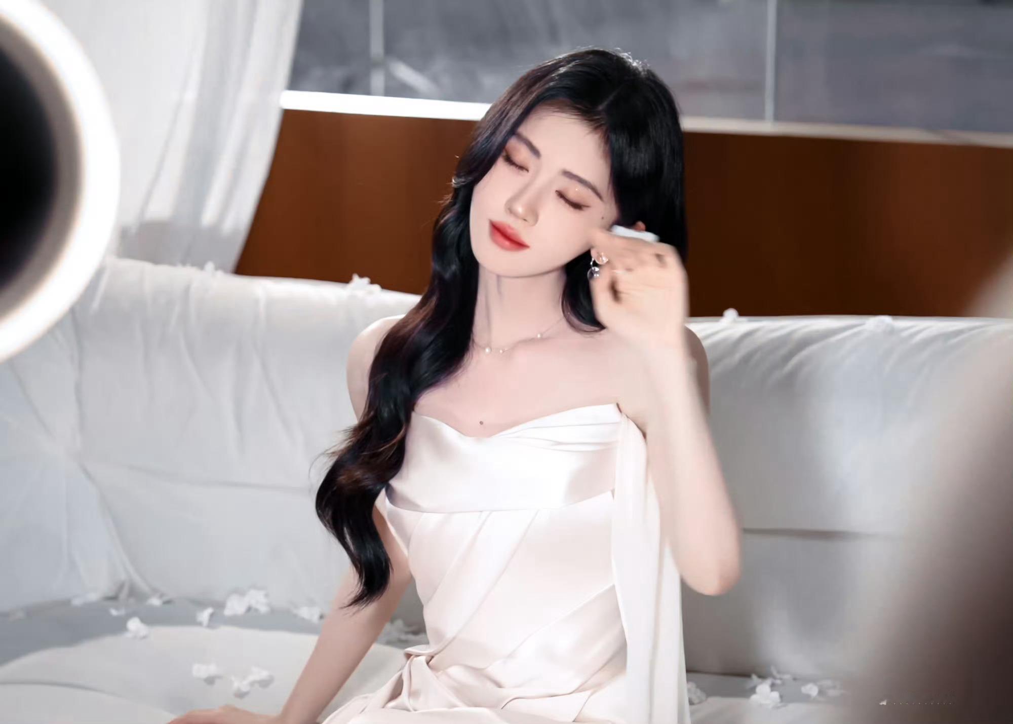 鞠婧祎鞠婧祎来战jjy鞠婧祎阿黛许个愿吧 许你幸福 许你无忧
