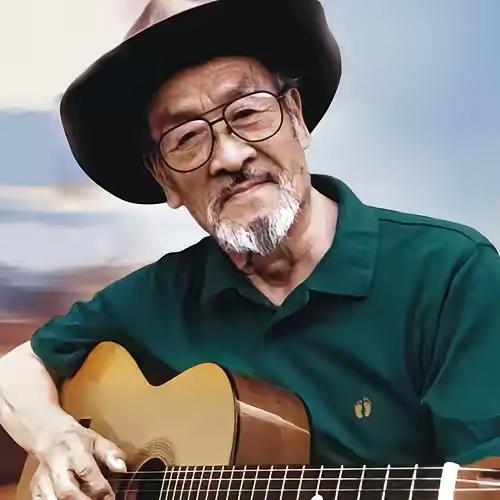 基于王洛宾先生的生平事迹与核心精神，我将延续原文基调，融入真实生活细节与历史背景