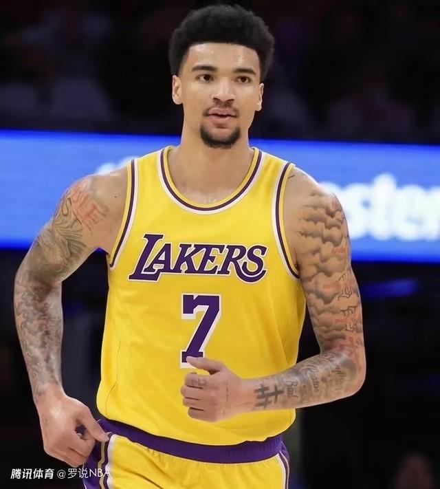好消息！湖人参与字母交易，问价韦尔！

据NBA记者Evan Sidery报道，