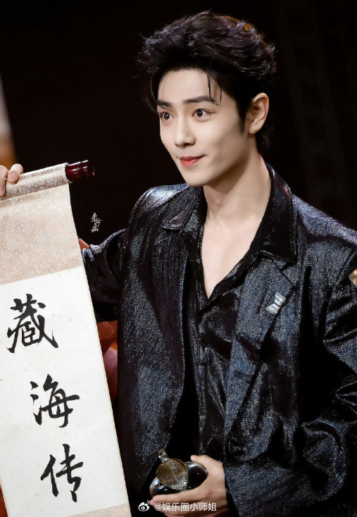 肖战凭借《藏海传》的封神之路的绝对戏眼绝对主角绝对的演技和同期声台词，撑起80%