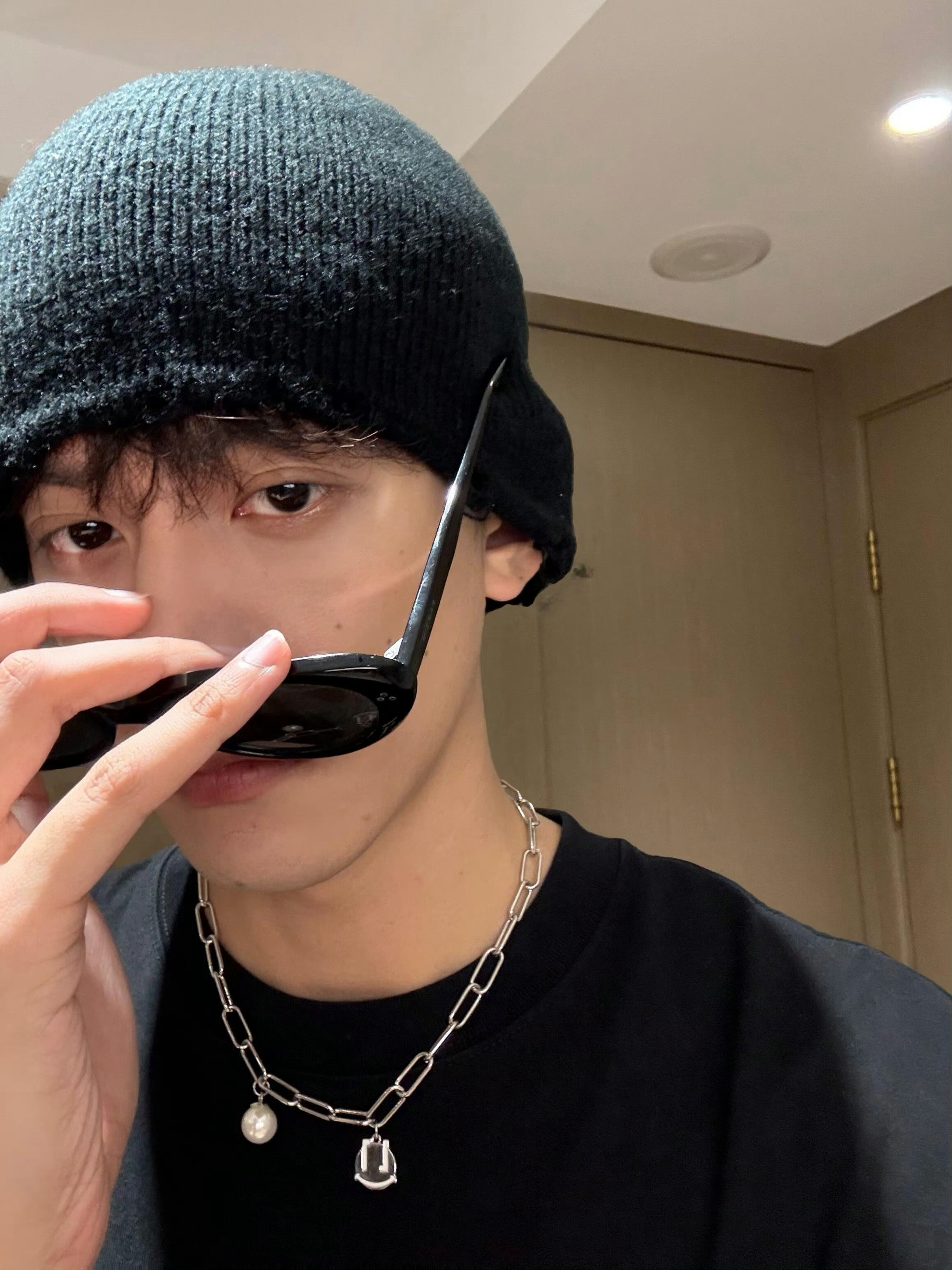 邓凯有效自拍邓凯自拍角度 此男是世界上最会自拍的男明星吧！！随便一张自拍都权威成