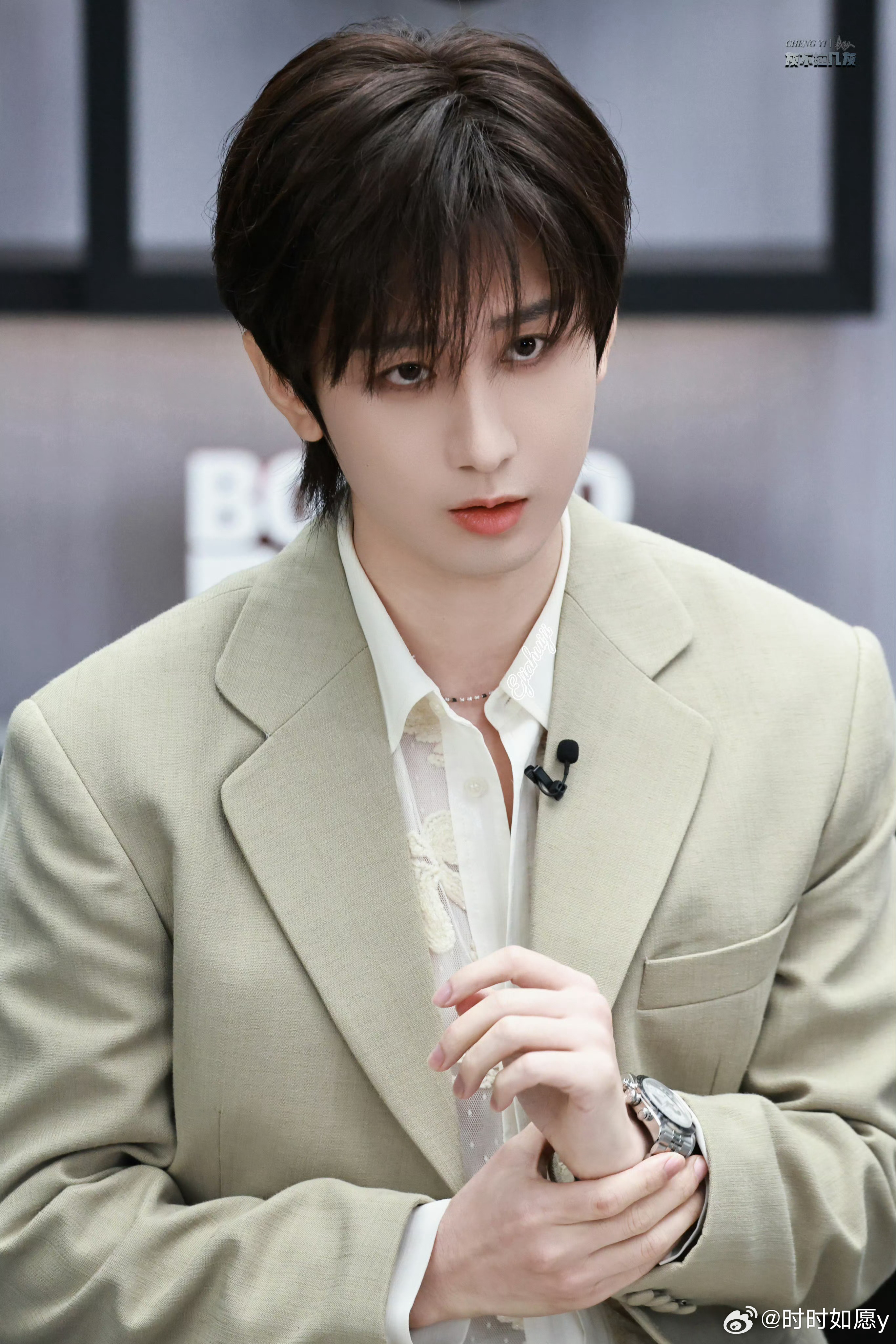 成毅两京十五日cy成毅朱瞻基毁身销骨 不过重来这就要提到反复横穿设定，周遭的一切