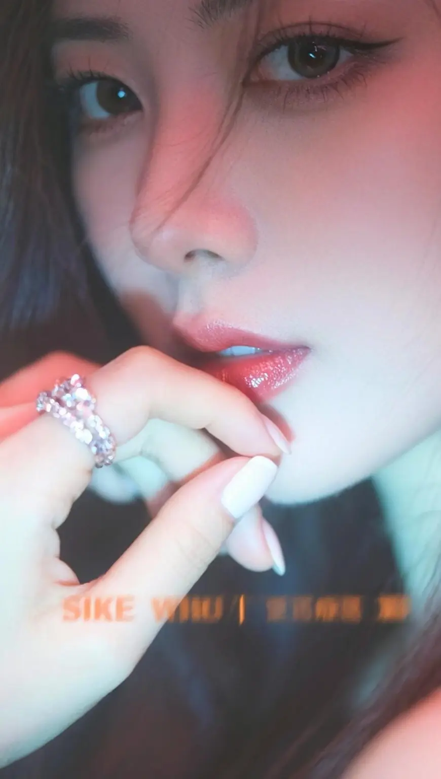 初听不知曲中意再听已是曲中人