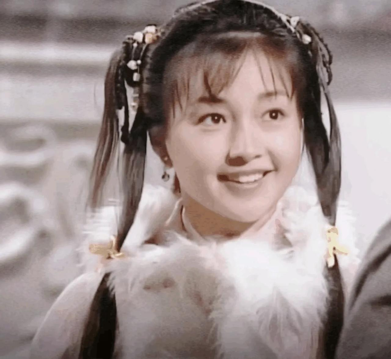 凭借《神雕侠侣》郭襄一角走红，李琦红成了无数人心中的梦中情人，连黎明都两次求爱、