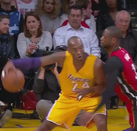 韦德算是后卫里面，盖帽能力仅次于乔丹的